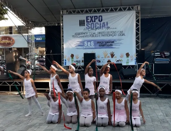Apresentação de dança registrada nos projetos com a EBATECA
